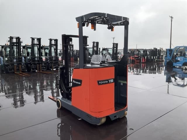 Reach Forklift — Auction (lot 8460-44013)