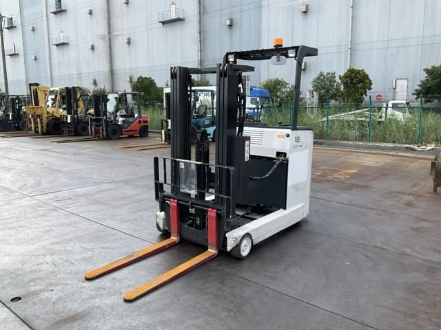 Reach Forklift — Auction (lot 8460-45001)