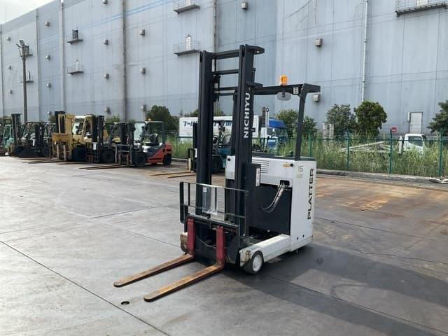 Reach Forklift — Auction (lot 8460-45002)