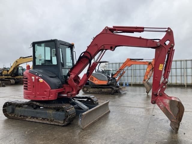 MINI EXCAVATOR — Auction (lot 8460-46)