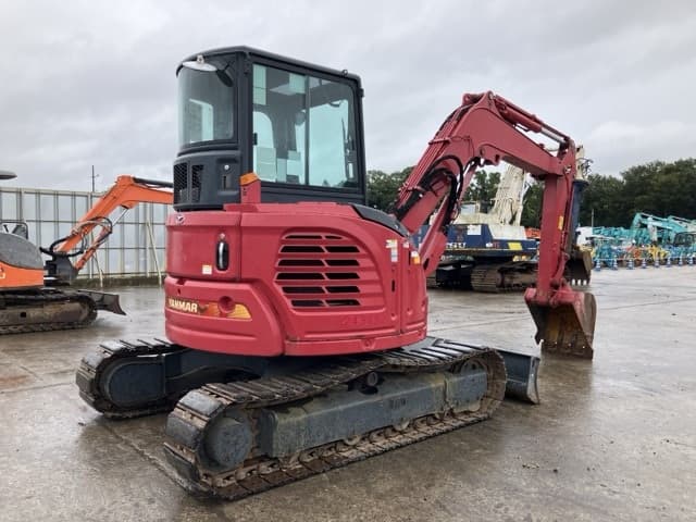MINI EXCAVATOR — Auction (lot 8460-46)