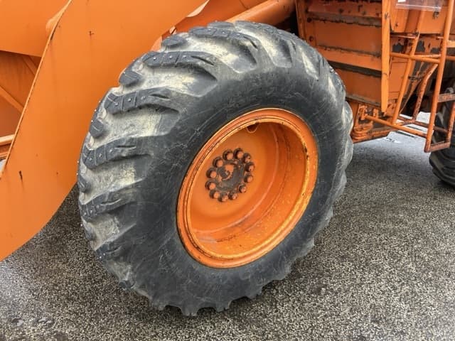 WHEEL LOADER — Auction (lot 8460-478)