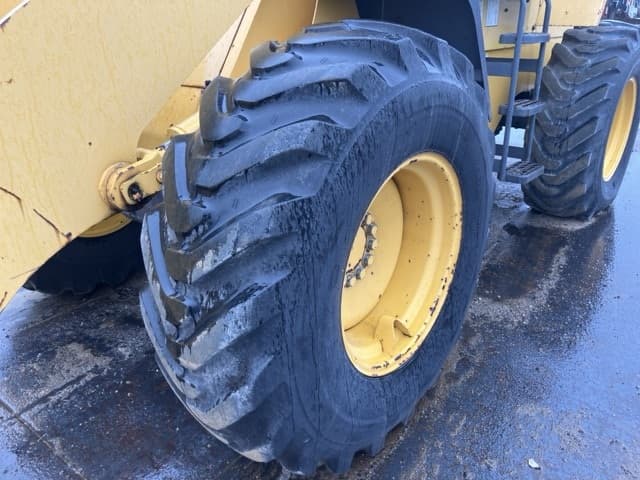 WHEEL LOADER — Auction (lot 8460-50005)