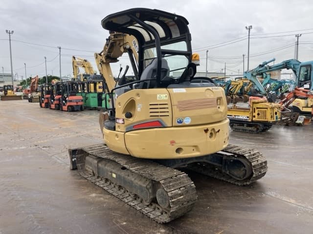 MINI EXCAVATOR — Auction (lot 8460-50011)
