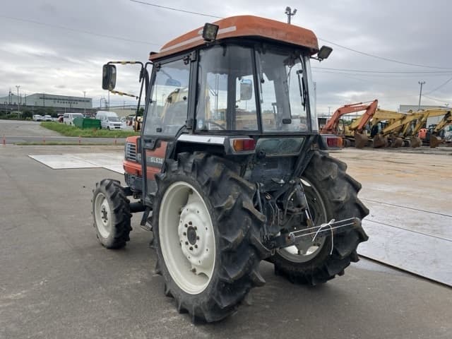 Tractor — Auction (lot 8460-52012)