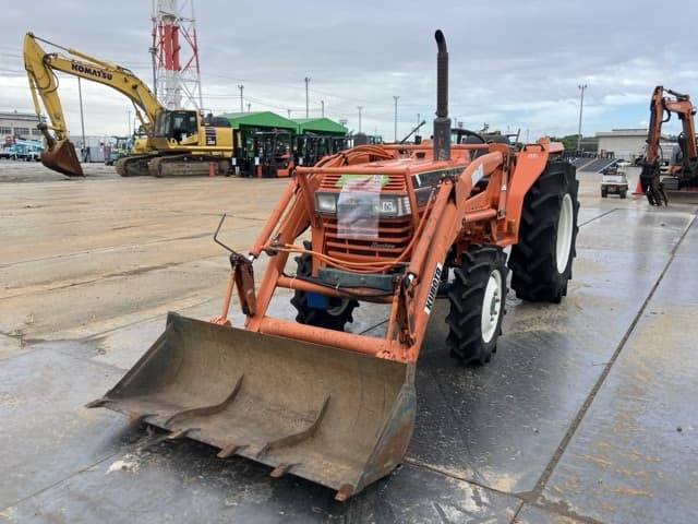 Tractor — Auction (lot 8460-52014)