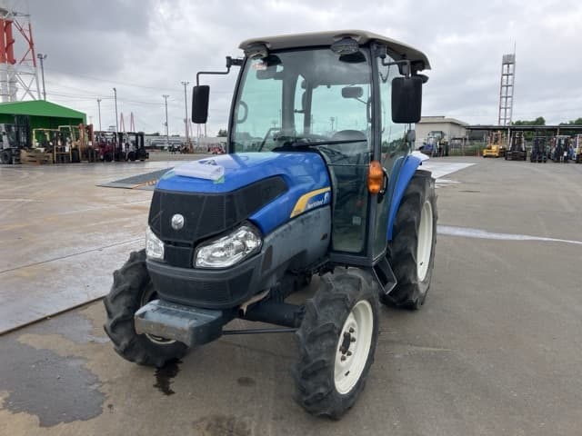 Tractor — Auction (lot 8460-52015)