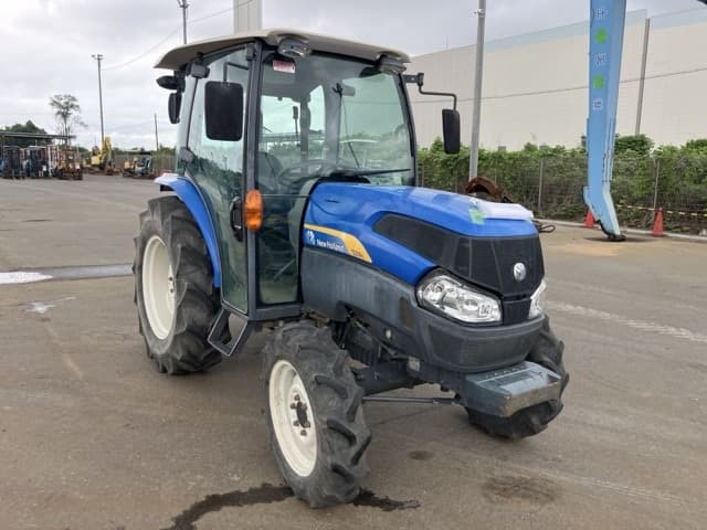 Tractor — Auction (lot 8460-52015)