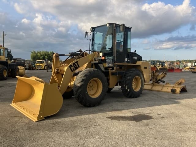 WHEEL LOADER — Auction (lot 8460-53)