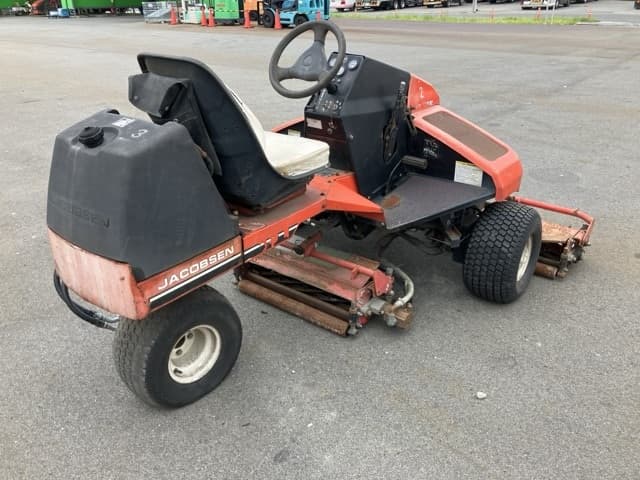 LAWN MOWER — Auction (lot 8460-53801)