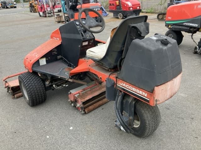 LAWN MOWER — Auction (lot 8460-53801)