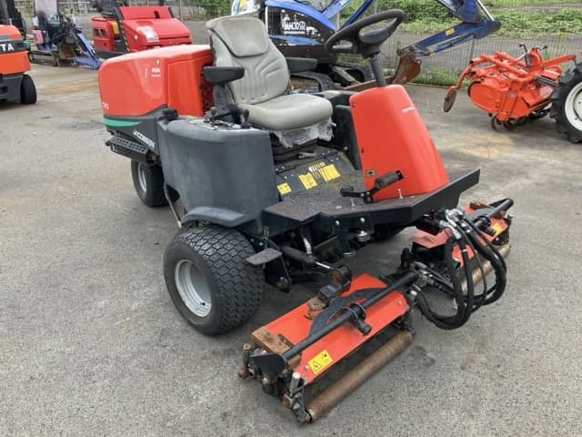 LAWN MOWER — Auction (lot 8460-53802)