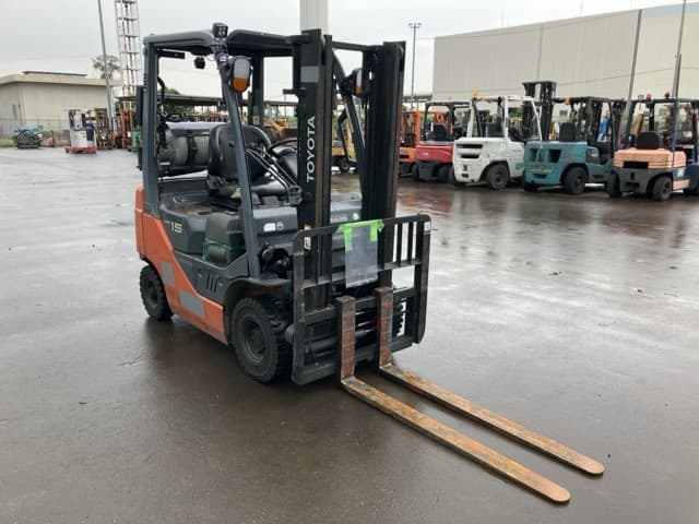 Forklift — Auction (lot 8460-54011)