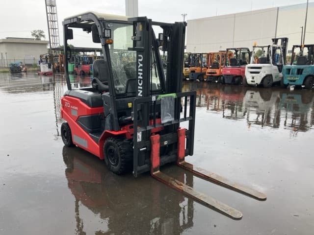 Battery Forklift — Auction (lot 8460-54019)