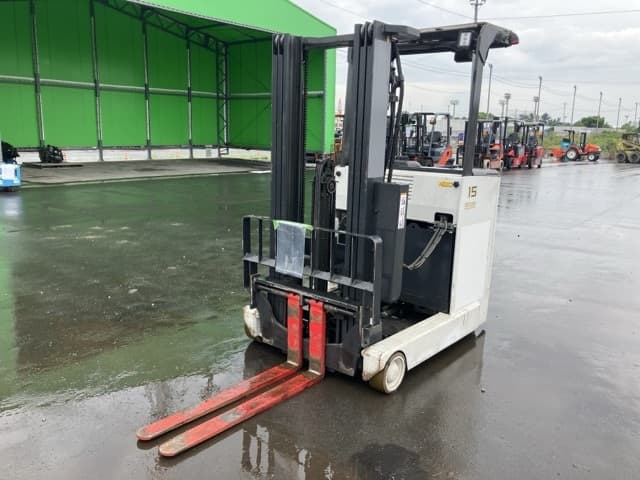 Reach Forklift — Auction (lot 8460-54023)