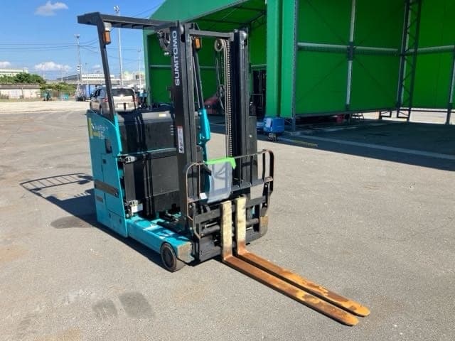 Reach Forklift — Auction (lot 8460-55001)