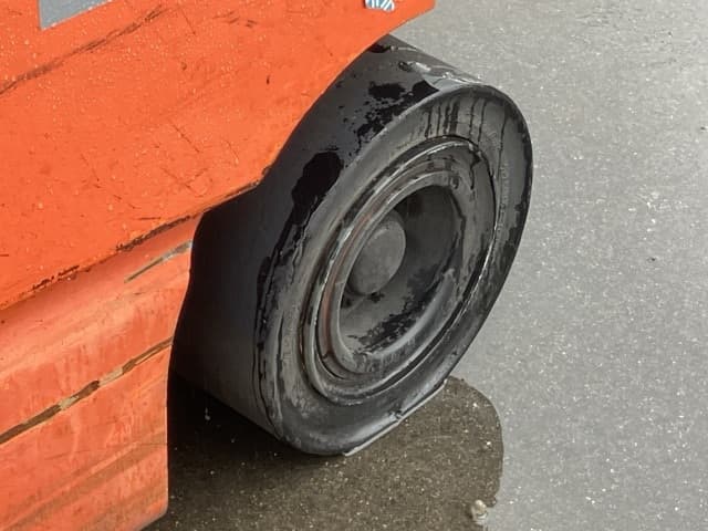 Battery Forklift — Auction (lot 8460-55801)