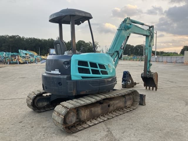 MINI EXCAVATOR — Auction (lot 8460-56)