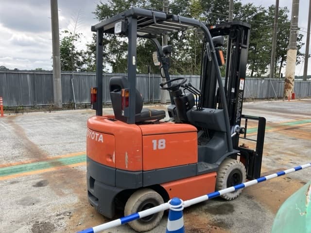 Battery Forklift — Auction (lot 8460-5808)
