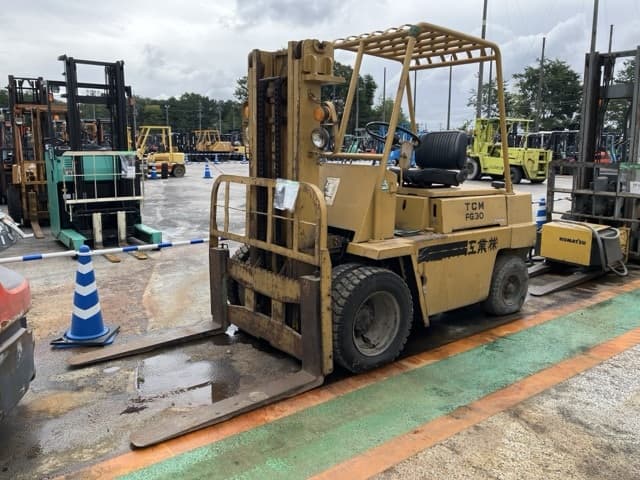 Forklift — Auction (lot 8460-5813)