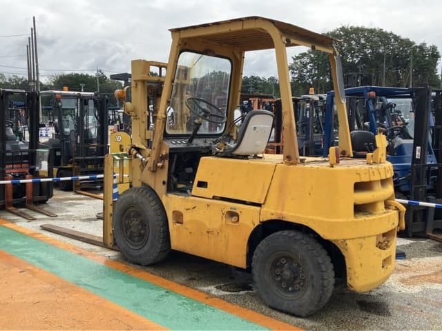 Forklift — Auction (lot 8460-5817)