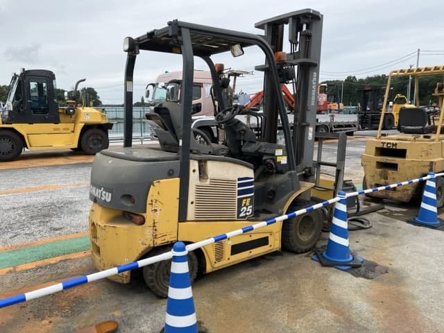 Battery Forklift — Auction (lot 8460-5818)