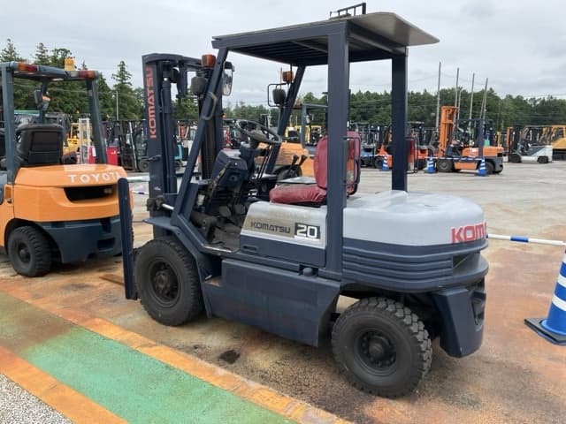 Forklift — Auction (lot 8460-5820)