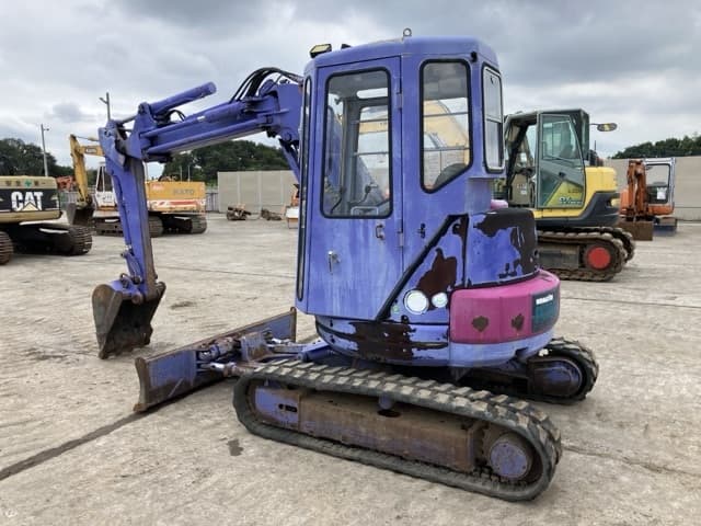 MINI EXCAVATOR — Auction (lot 8460-60)