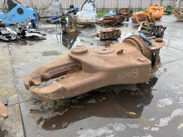 CUTTER — Auction (lot 8460-6008)