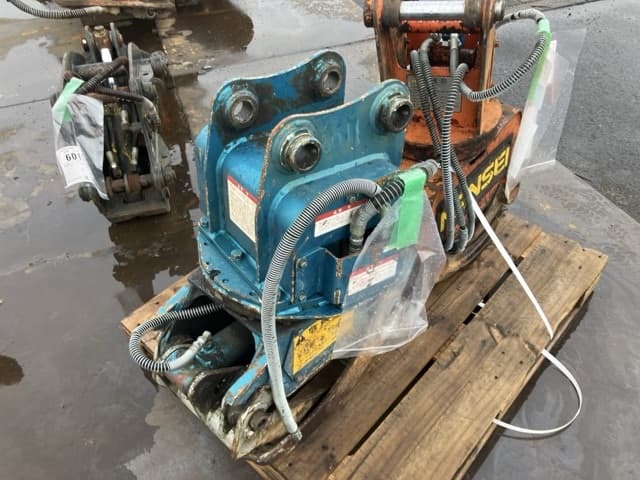 GRAPPLE — Auction (lot 8460-6011)