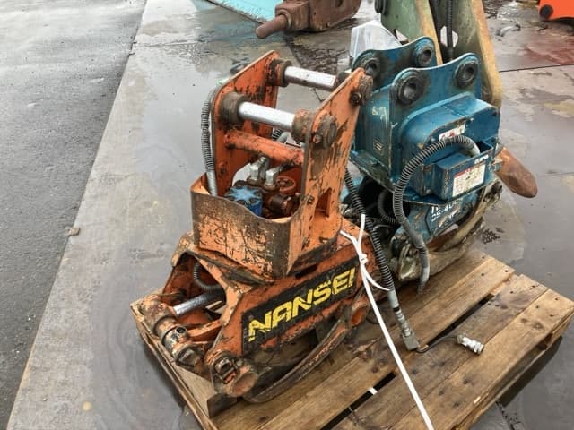 GRAPPLE — Auction (lot 8460-6012)