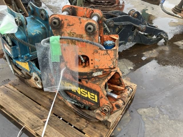 GRAPPLE — Auction (lot 8460-6012)