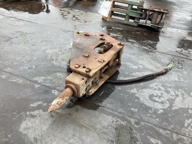 BREAKER — Auction (lot 8460-6016)