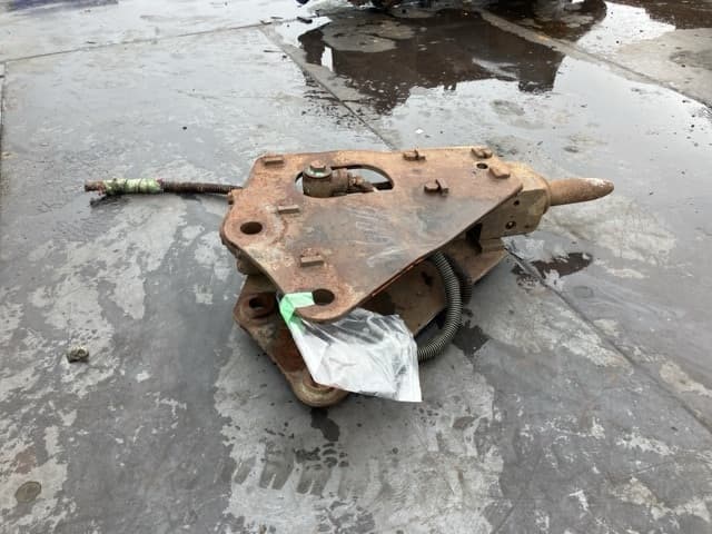BREAKER — Auction (lot 8460-6016)
