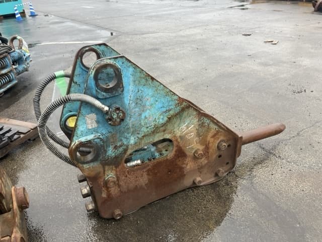 BREAKER — Auction (lot 8460-6019)
