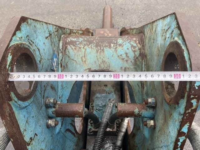 BREAKER — Auction (lot 8460-6019)