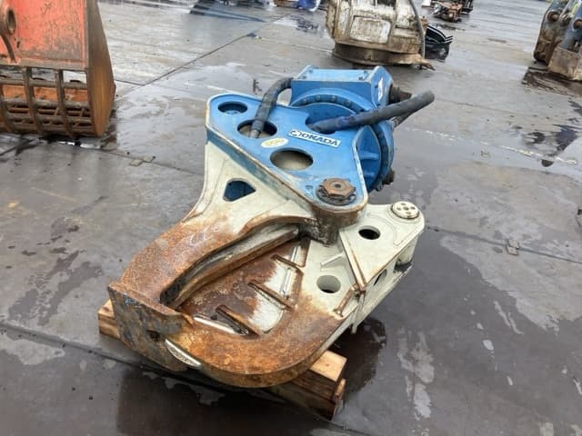CONCRETE PULVERIZER — Auction (lot 8460-6022)