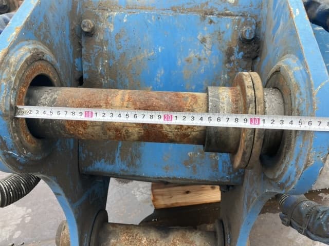 CONCRETE PULVERIZER — Auction (lot 8460-6022)