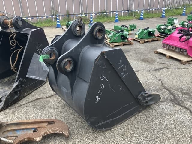 CONSTRUCTION BUCKET — Auction (lot 8460-6028)