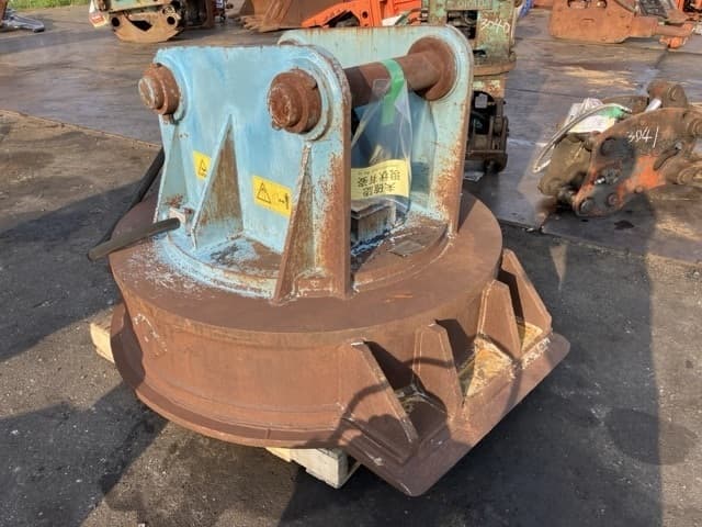 MAGNET — Auction (lot 8460-6061)