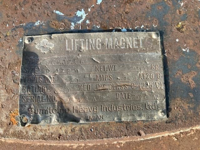 MAGNET — Auction (lot 8460-6061)