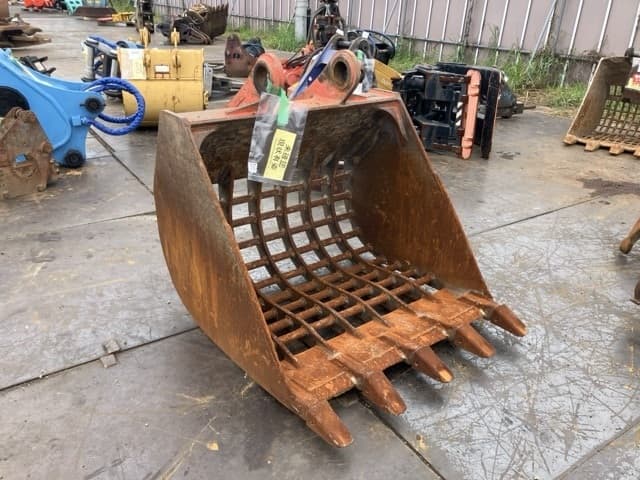 SKELETON BUCKET — Auction (lot 8460-6084)