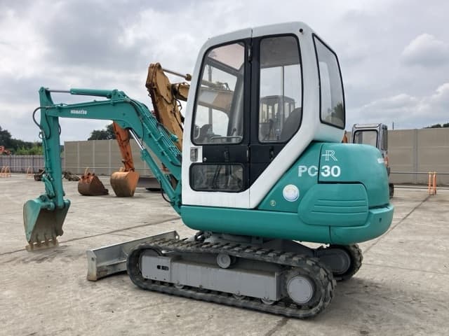 MINI EXCAVATOR — Auction (lot 8460-61)