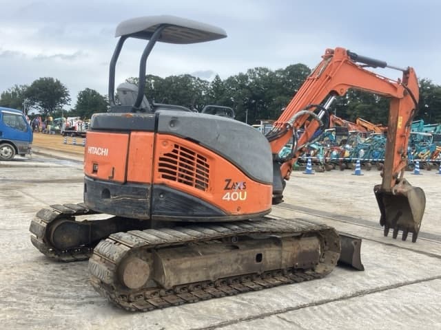 MINI EXCAVATOR — Auction (lot 8460-615)