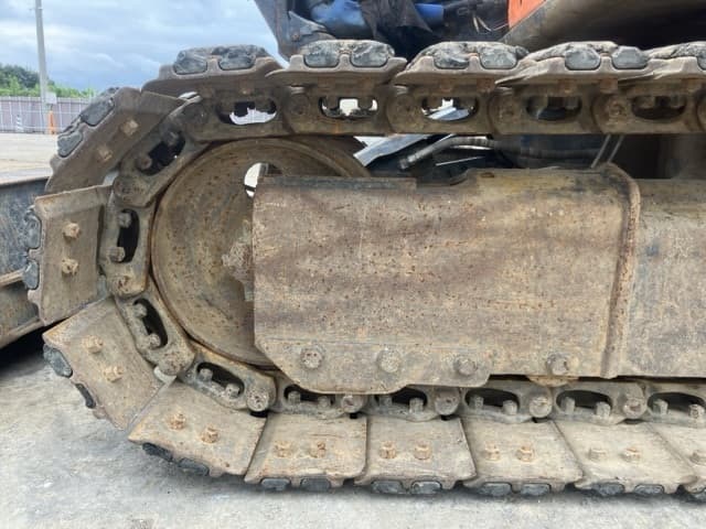 MINI EXCAVATOR — Auction (lot 8460-615)