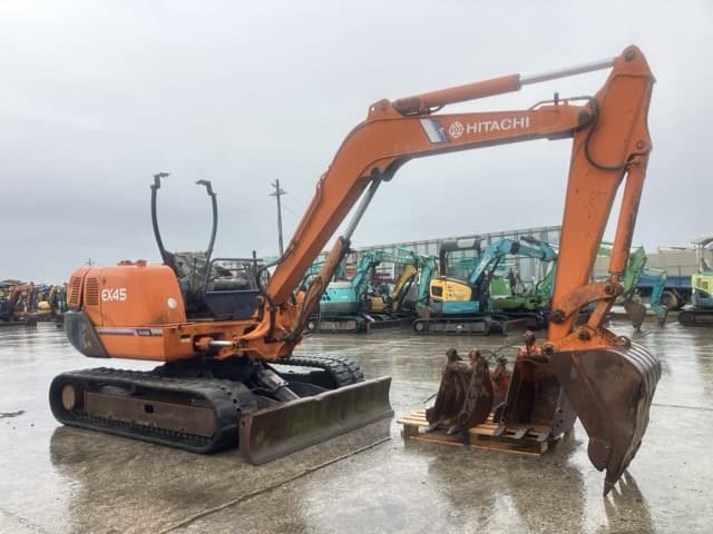 MINI EXCAVATOR — Auction (lot 8460-62)