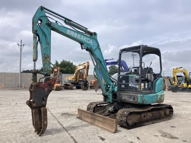 MINI EXCAVATOR — Auction (lot 8460-63)