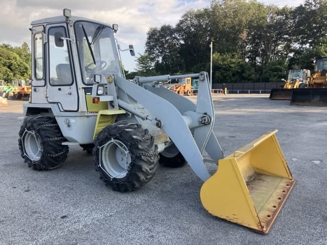 MINI WHEEL LOADER — Auction (lot 8460-66)