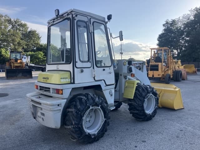 MINI WHEEL LOADER — Auction (lot 8460-66)