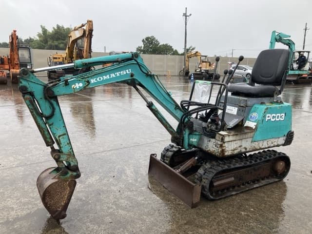 MINI EXCAVATOR — Auction (lot 8460-68)